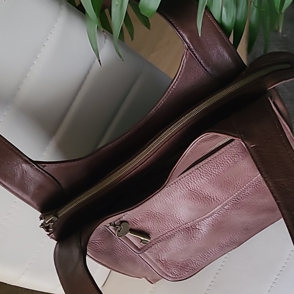 Fossil Leather Crossbody/Sholder Bag ❤️ - Picture 7 of 12